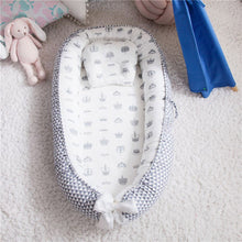 Load image into Gallery viewer, Bitsy Boo Newborn Bed Nest Baby Lounger Crowns